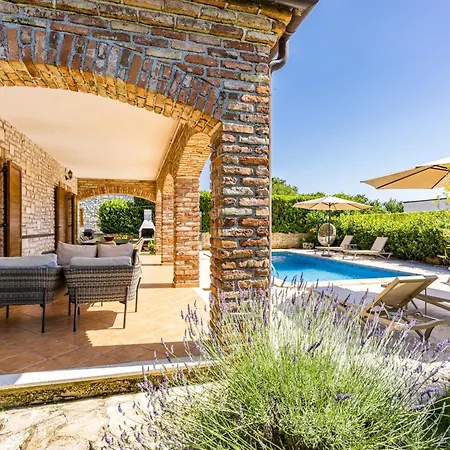 Rustic Lara With Pool Villa